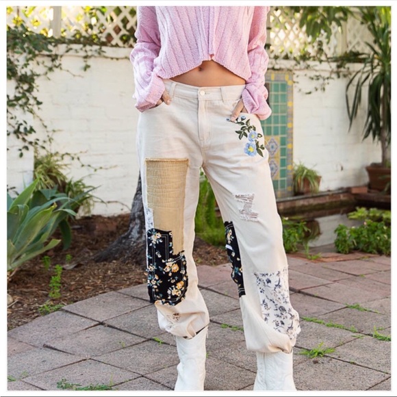 POL - Ivory Patchwork Distressed Joggers - Picture 4 of 5